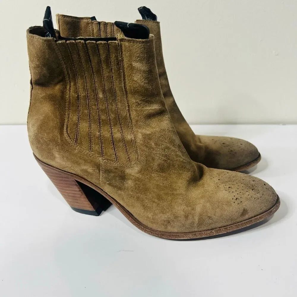 Free Lance Jane 70 Chelsea Beveled Boot with Heel Suede Leather Taupe Brown Size
